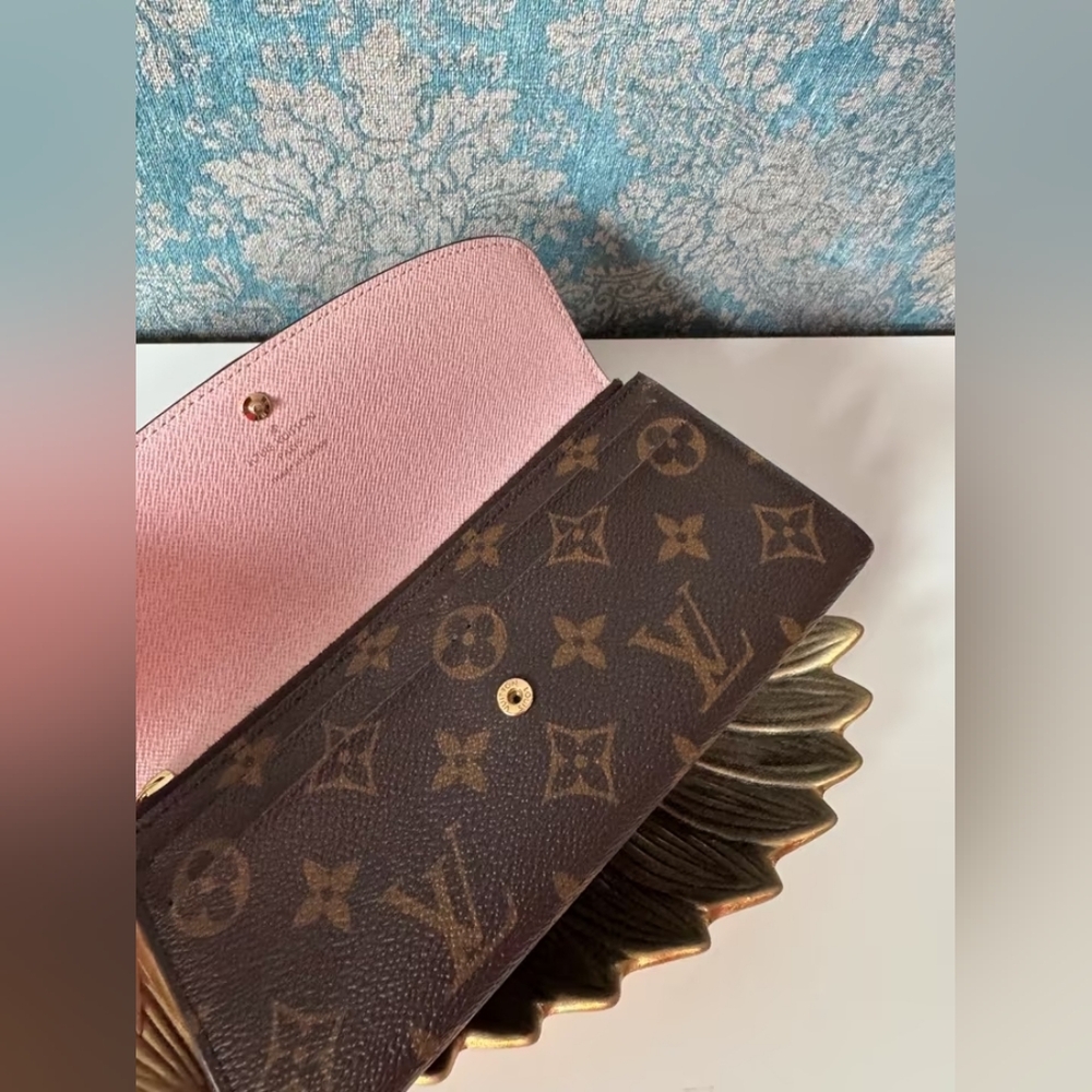 Louis Vuitton Brown and Pink Emilie Wallet